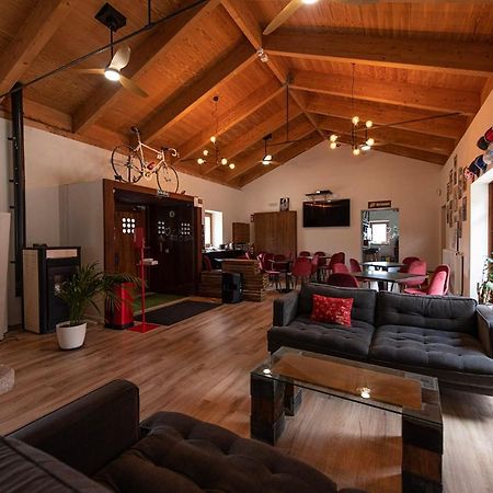 Ciclolodge Lozoya Ngoại thất bức ảnh